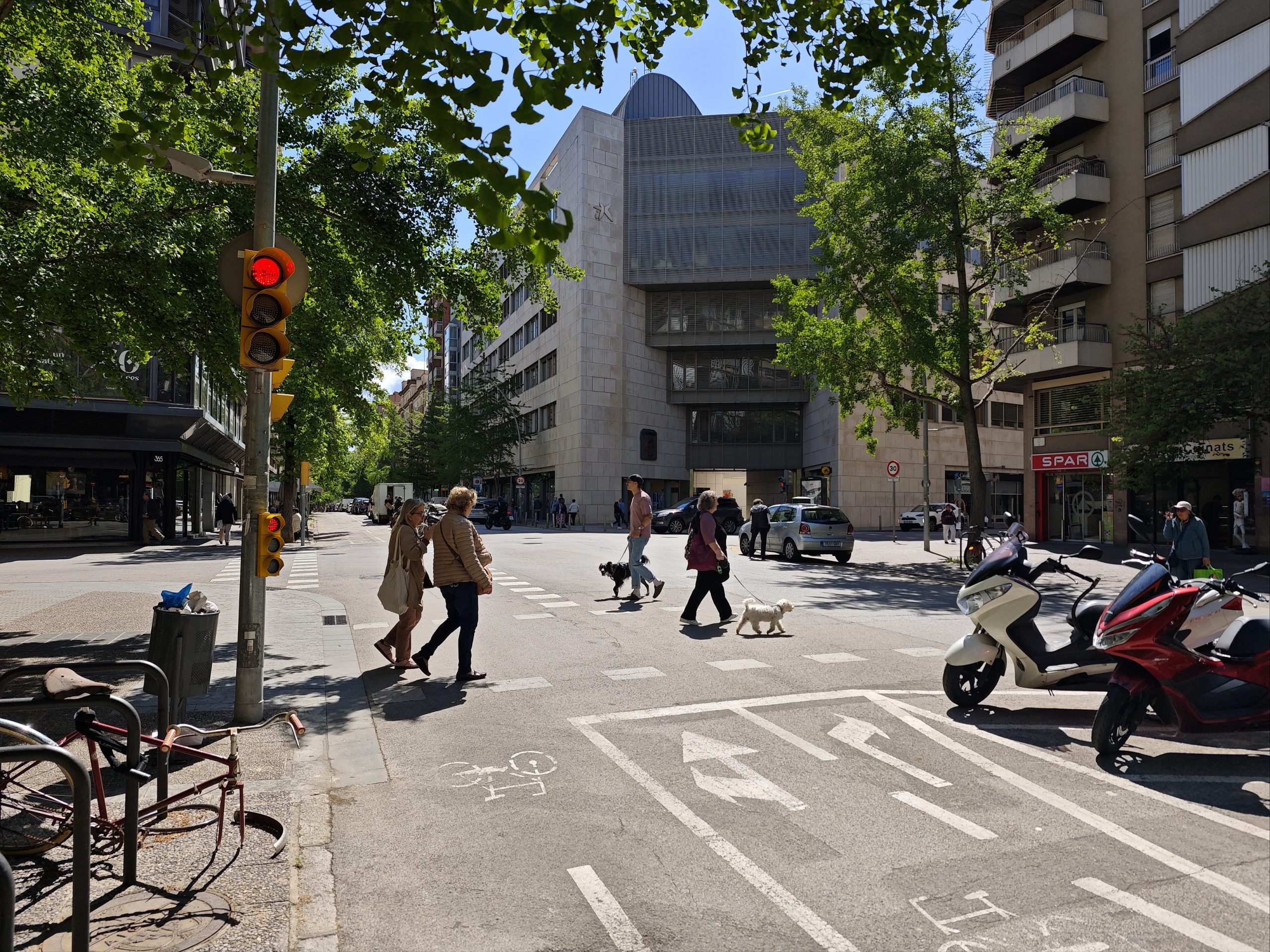 Una creu de carrer